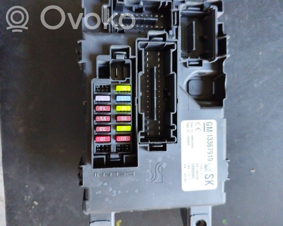 Opel Corsa D Unidad de control SAM 