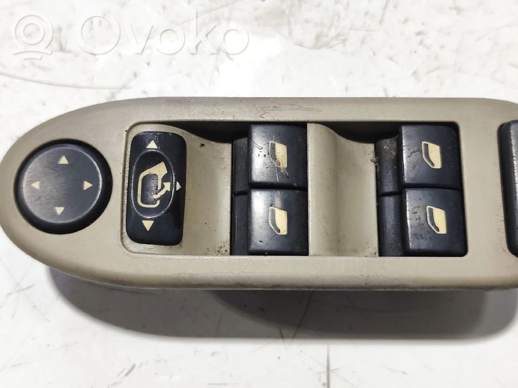 Citroen C5 Electric window control switch 