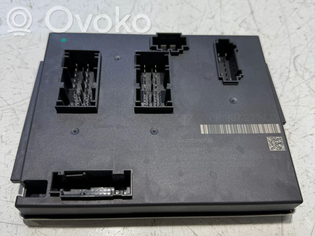 Mukavuusmoduuli   7PP907279CG
