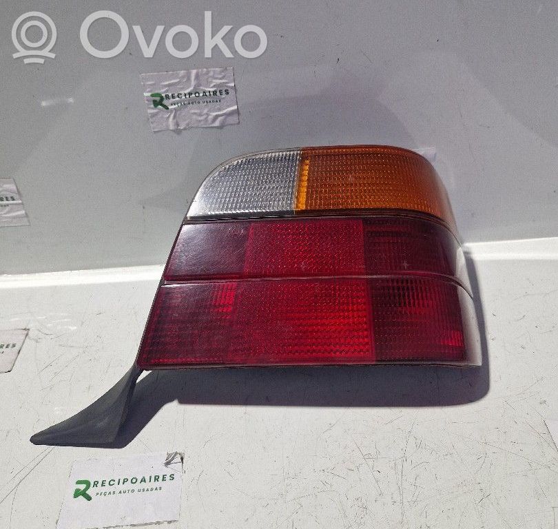 Rear/tail lights   8371936,8371938