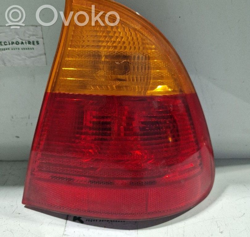 BMW 3 E46 Galinis žibintas kėbule 