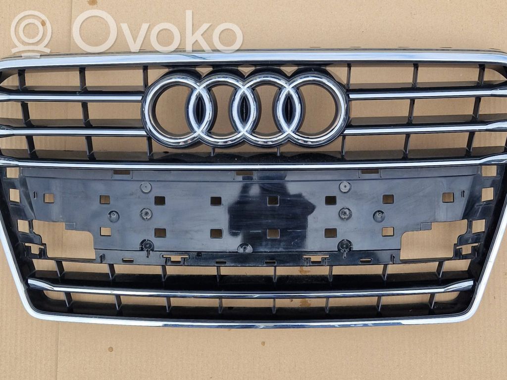 Audi A7 S7 4G Etusäleikkö 