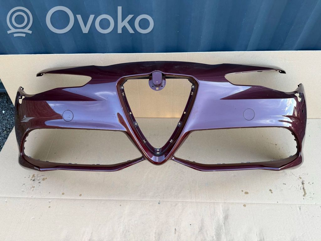 Alfa Romeo Giulia Parachoques delantero 