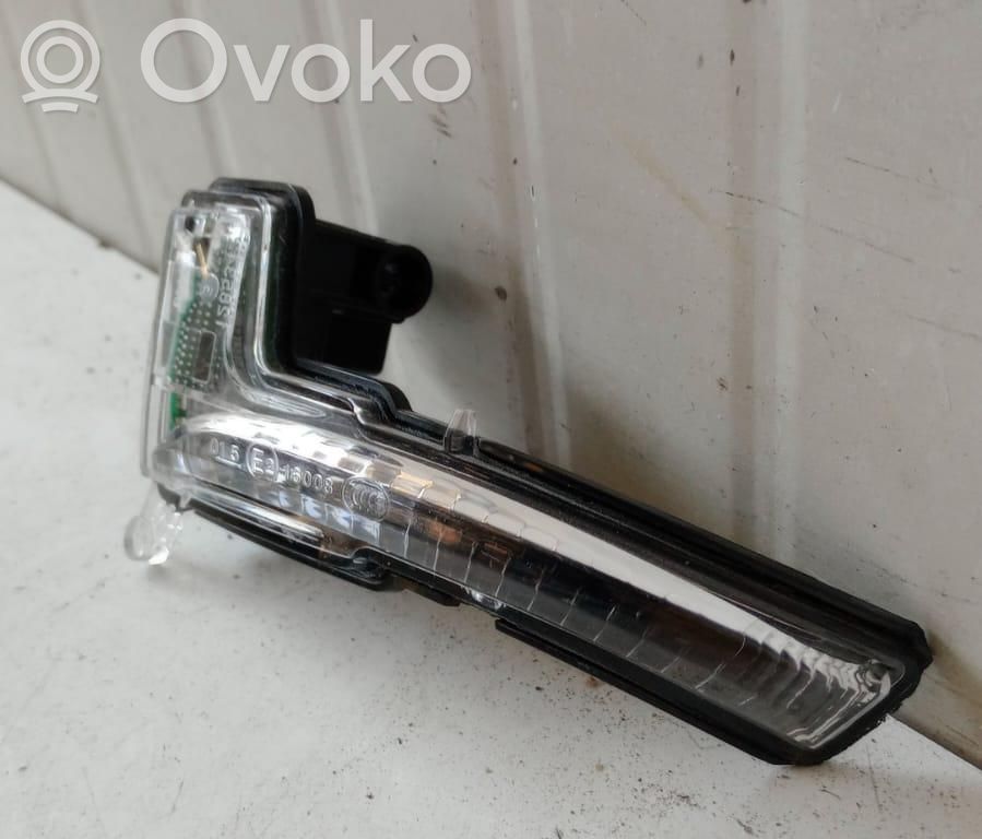 Renault Captur Indicatore specchietto retrovisore 