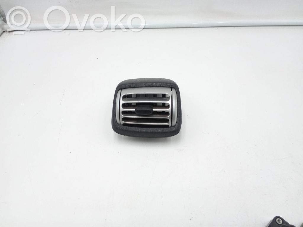 Smart ForTwo II Šoninės oro grotelės 