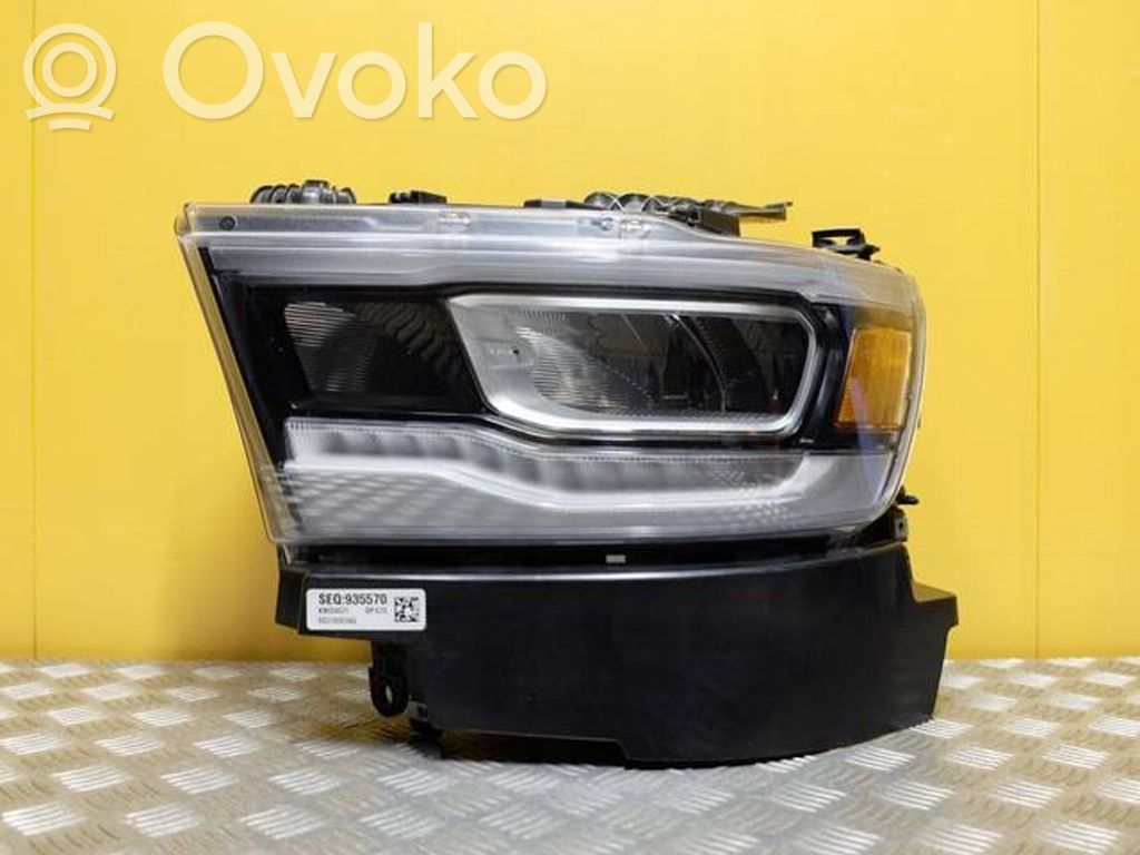 Dodge RAM Priekšējais lukturis 