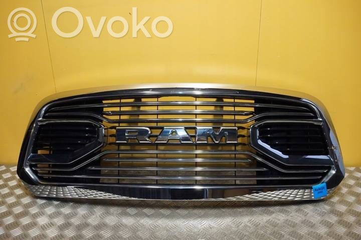 Ram 1500 DT Priekšējais režģis 