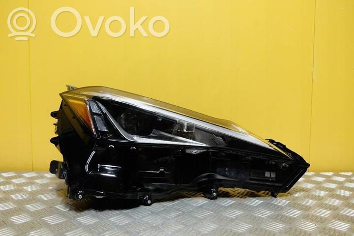Lexus UX Far 