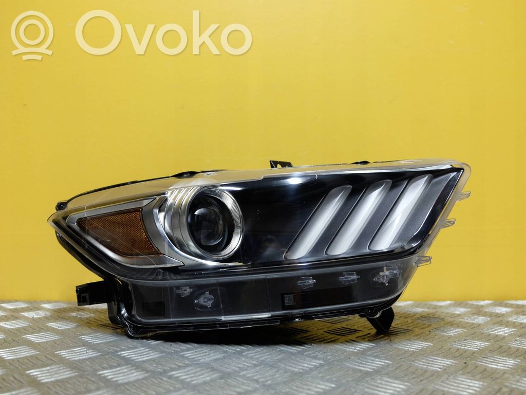 Ford Mustang VI Priekšējais lukturis 