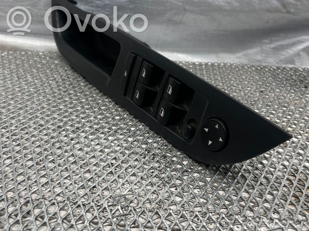 Electric window control switch   912211001