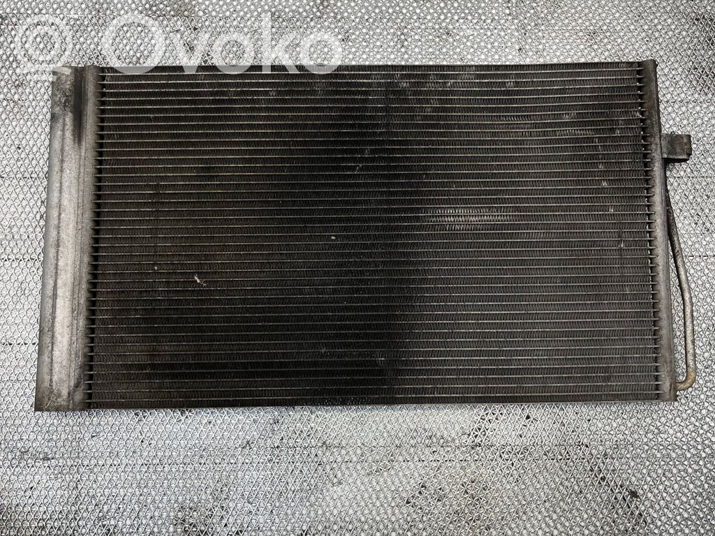 BMW 5 E60 E61 Gaisa kondicioniera dzeses radiators 