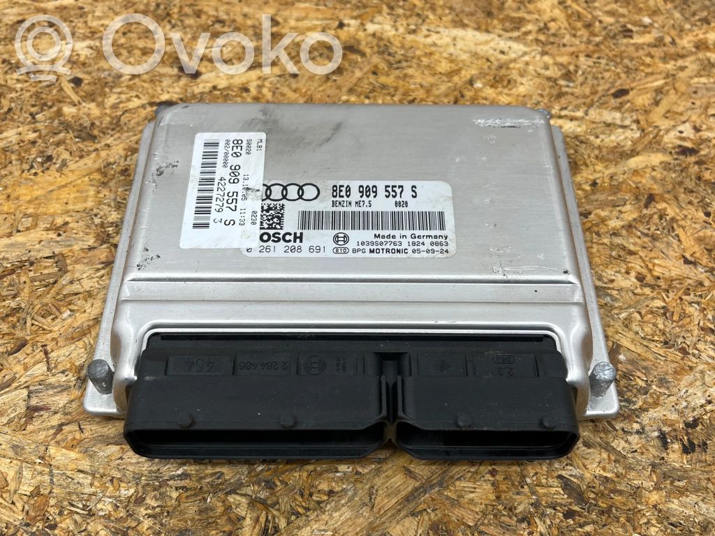 Audi A4 S4 B7 8E 8H Unité de commande, module ECU de moteur 