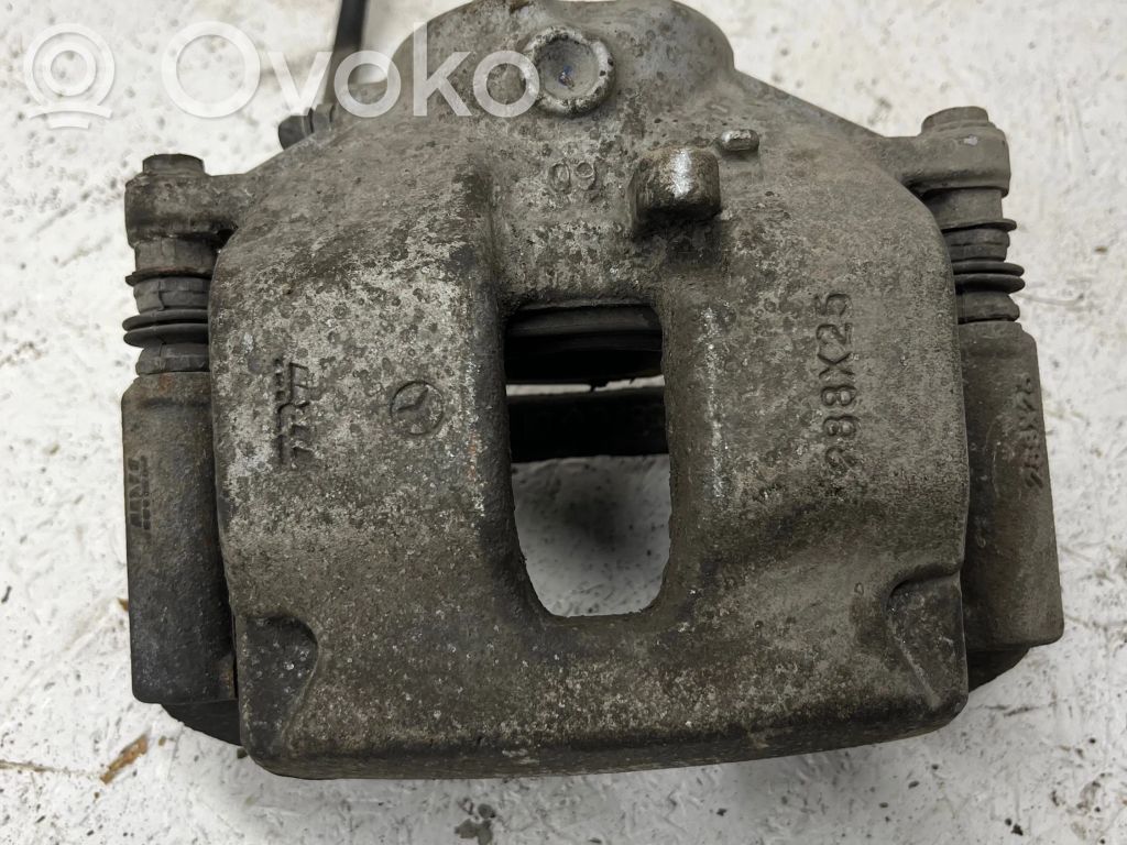 Mercedes-Benz C W204 Front brake caliper 