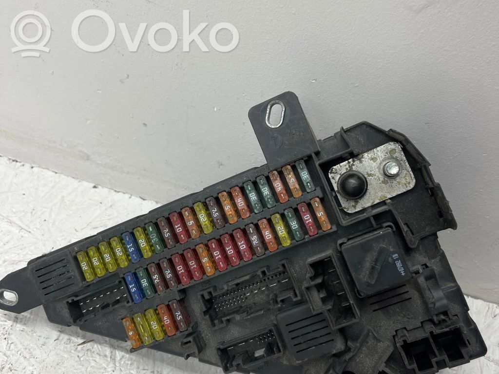 BMW 5 E60 E61 Fuse box set 