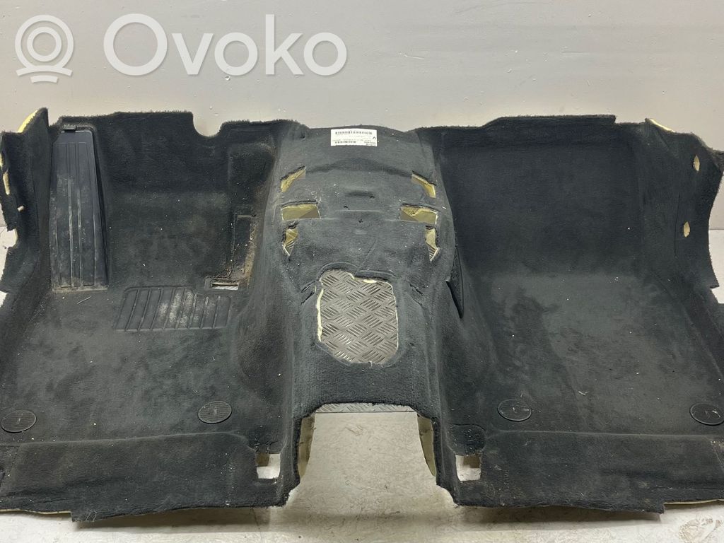 BMW 5 E60 E61 Wykładzina podłogowa przednia 