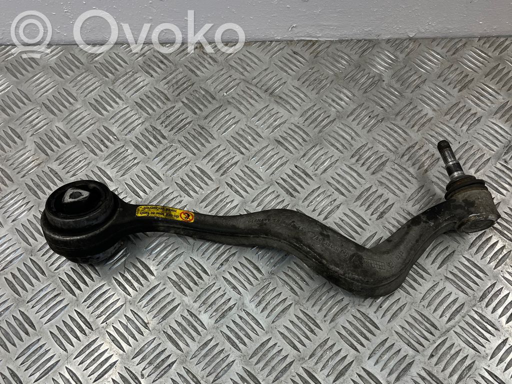 BMW 5 E60 E61 Priekinė svirtis 