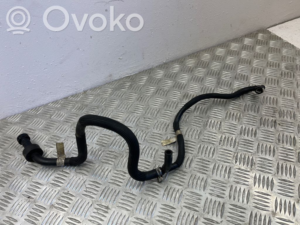 Fuel line pipe   7800669