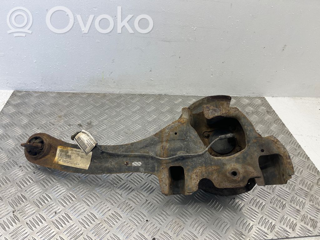 Volvo V50 Aizmugurē riteņa rumbas vārpstas šarnīrs (stupica, capfa) 