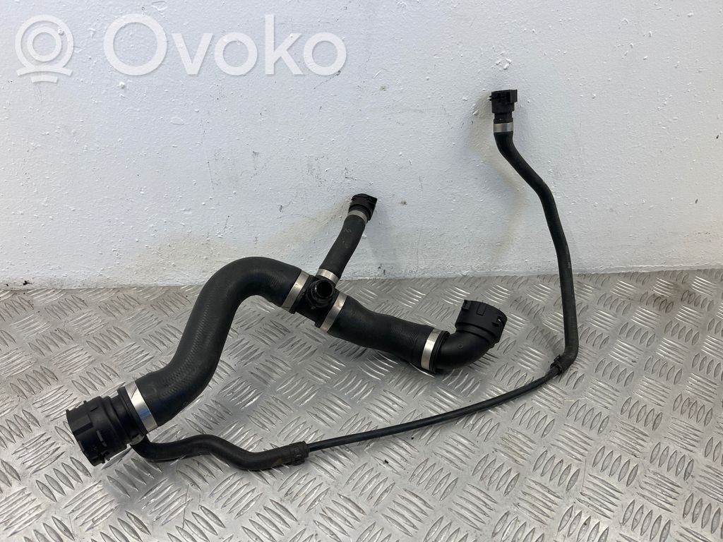 Engine coolant pipe/hose   7566031