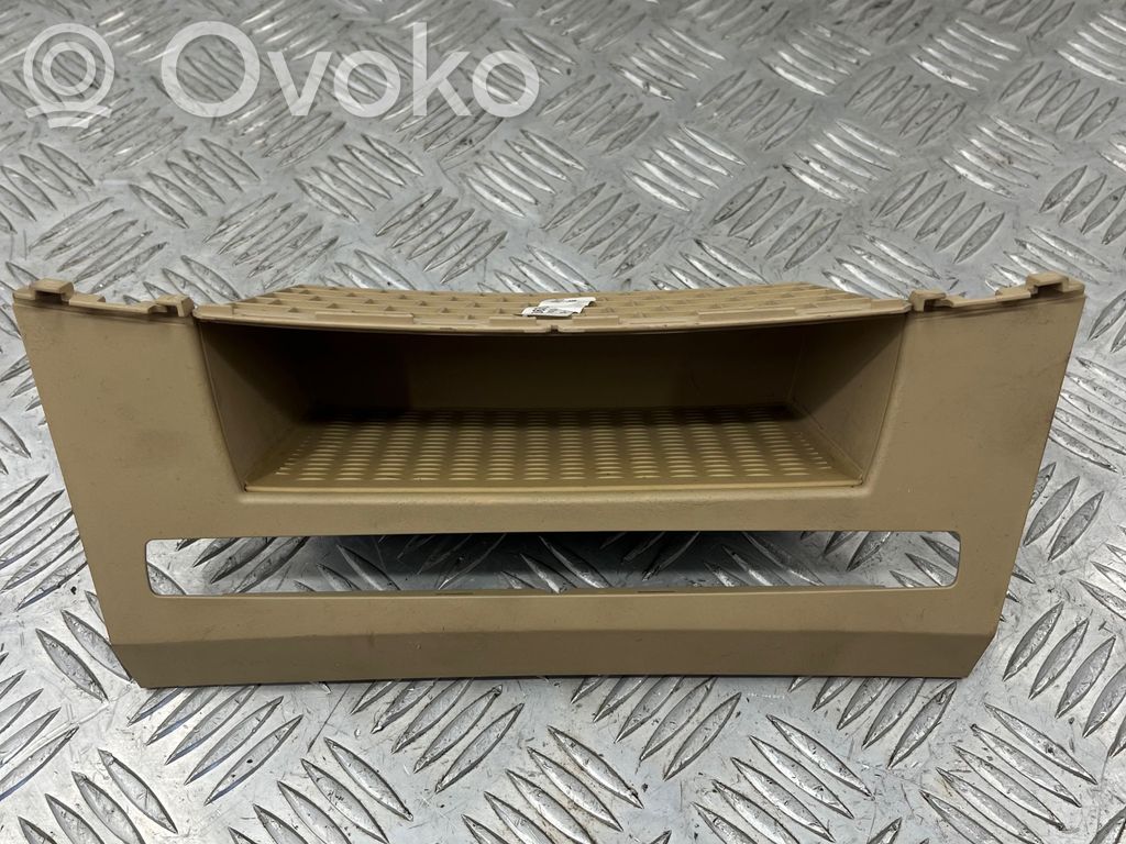 BMW 5 E60 E61 Paneļa apdare 