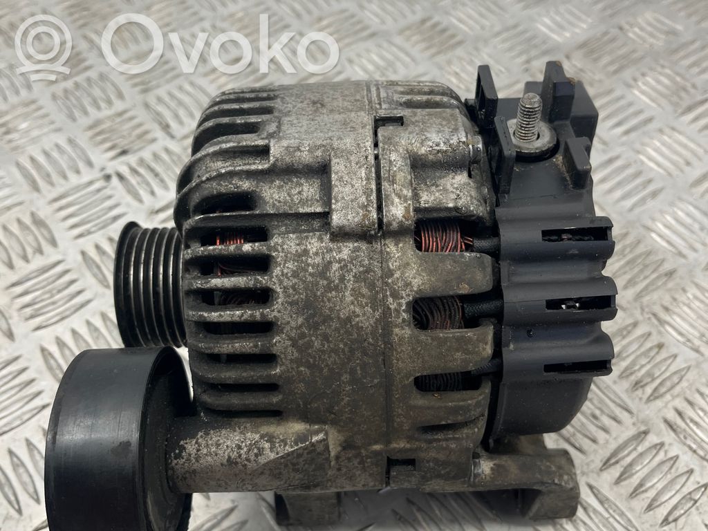 BMW 5 E60 E61 Generator/alternator 