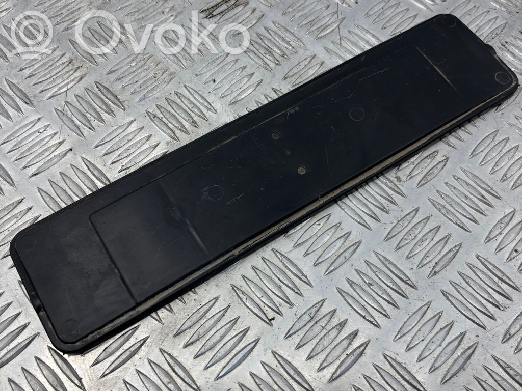 BMW 5 E60 E61 Kita bagažinės apdailos detalė 