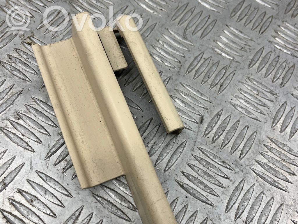 BMW 5 E60 E61 Kita salono detalė 
