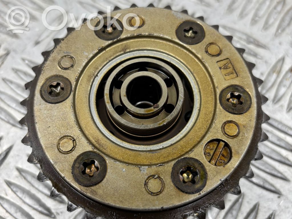 BMW 1 E81 E87 Sadales vārpstas skriemelis / "Vanos" 