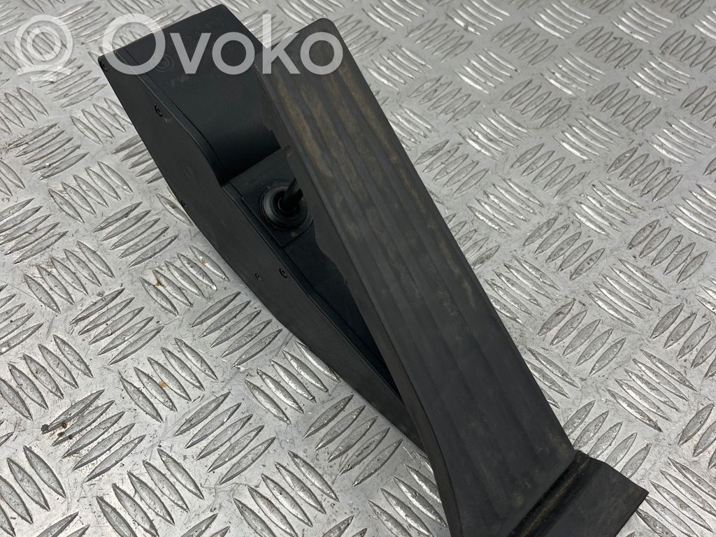 BMW 7 E65 E66 Accelerator throttle pedal 