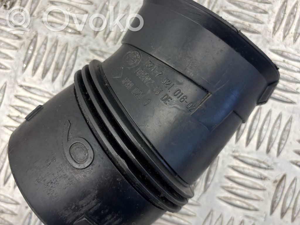 BMW 5 E60 E61 Air intake duct part 