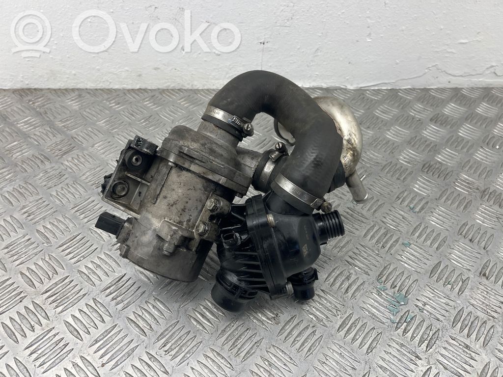 BMW 5 E60 E61 Water pump 