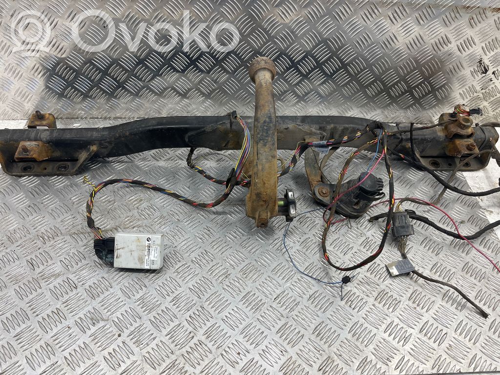 Tow bar set   E000