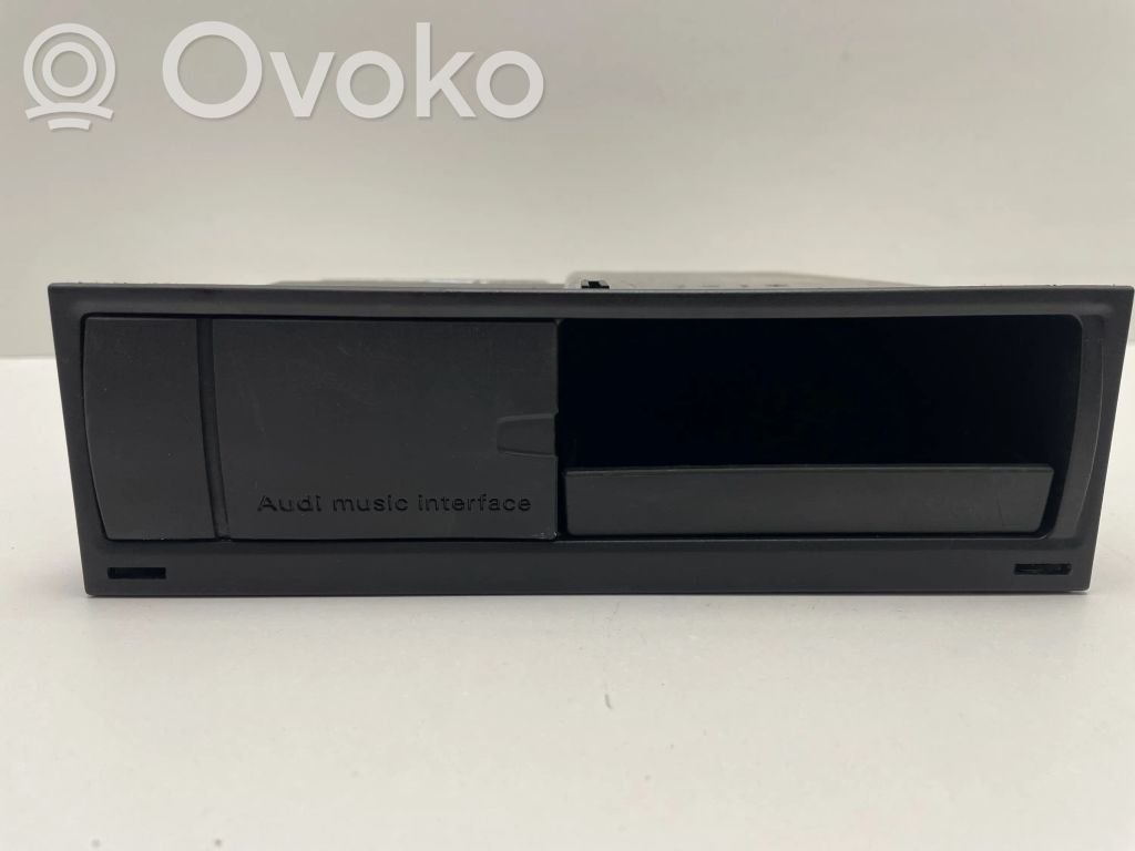 Audi A6 S6 C6 4F HiFi Audio sound control unit 