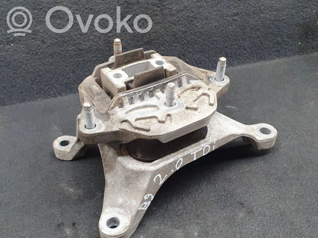 Mocowanie / Uchwyt skrzyni biegów   8W0399156,8W0399118C,8W0399156BH,8W0399156AQ