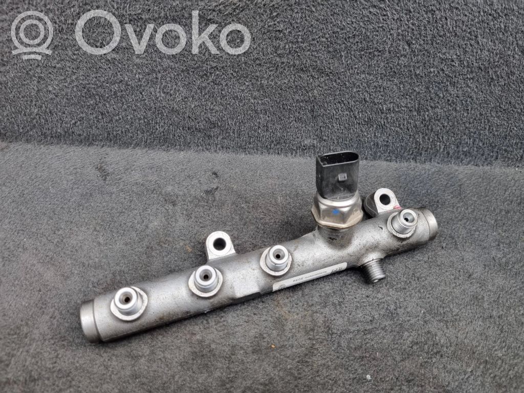Audi A4 S4 B8 8K Fuel main line pipe 
