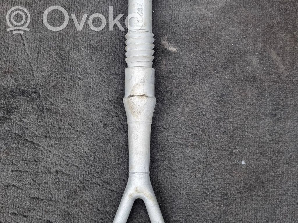 Vilkšanas āķis   4E0805782C