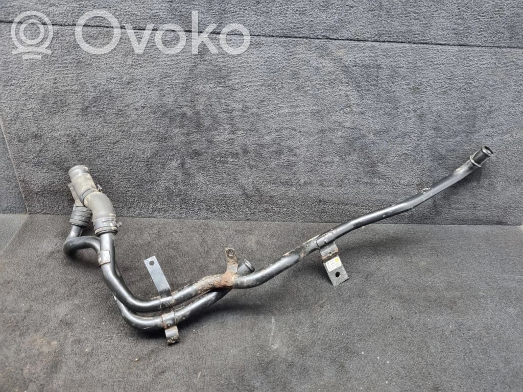 Audi A8 S8 D3 4E Engine coolant pipe/hose 