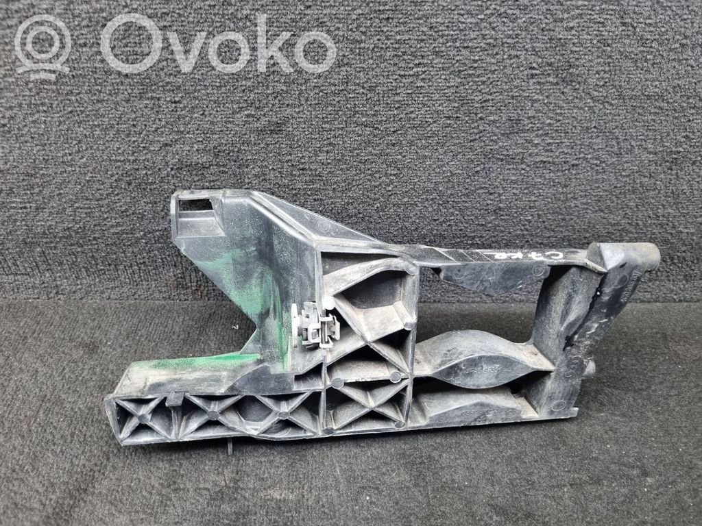 Audi A6 Allroad C7 Headlight/headlamp mounting bracket 