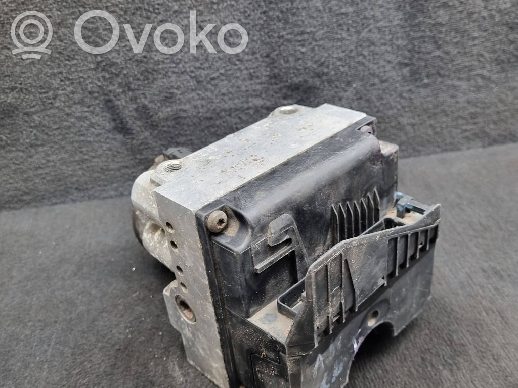Audi A4 S4 B5 8D ABS bloks 