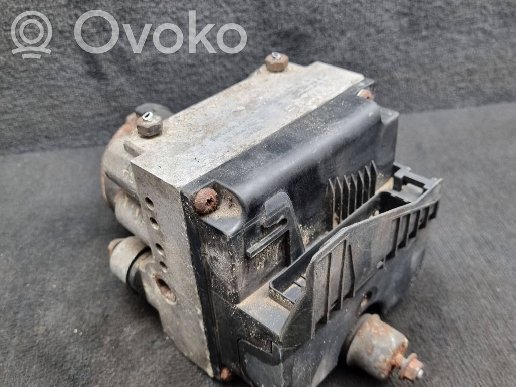 Audi A6 S6 C4 4A ABS bloks 