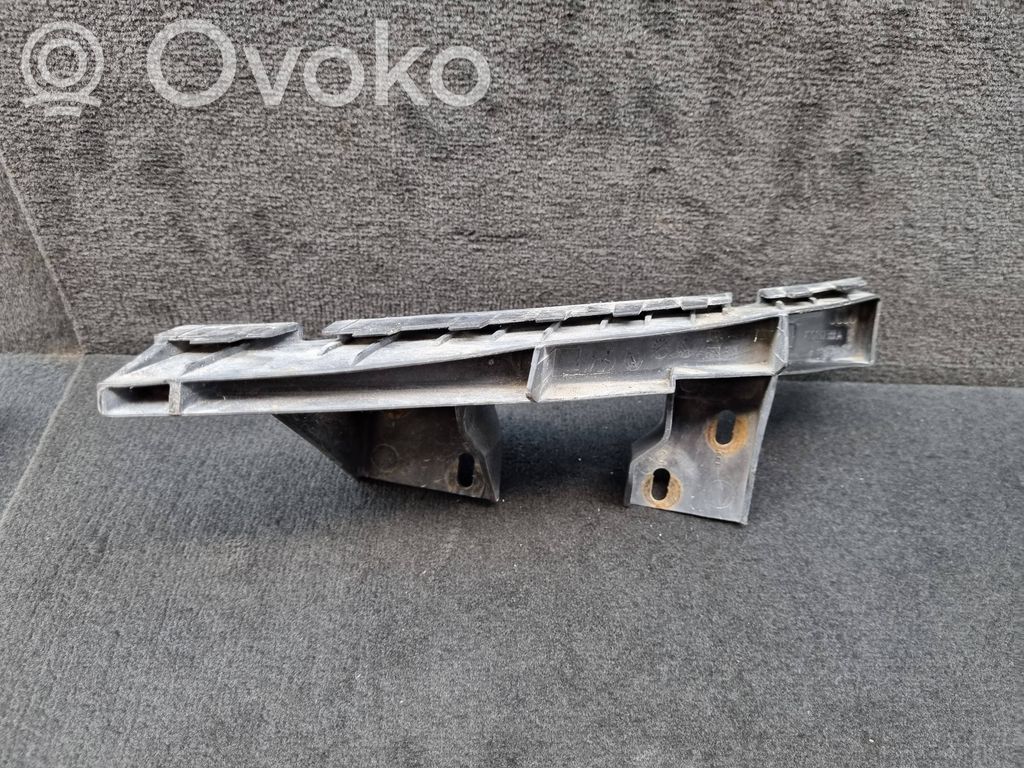 Audi Q7 4L Front bumper mounting bracket 
