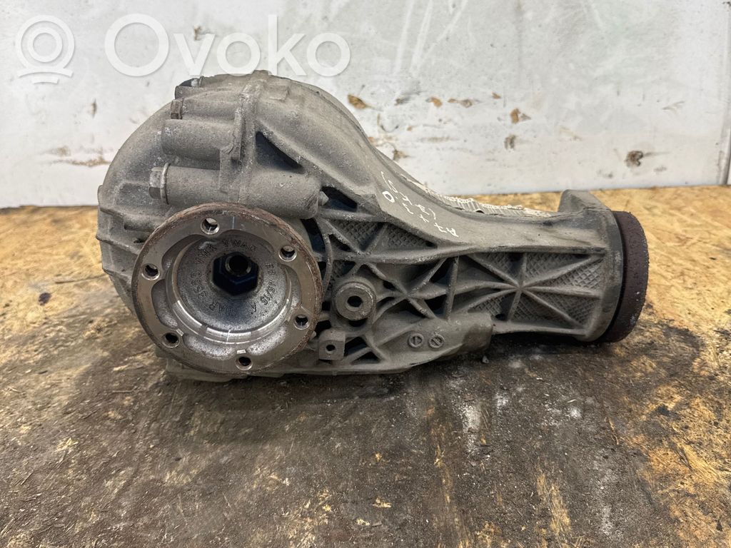 Audi A7 S7 4G Galinis reduktorius 