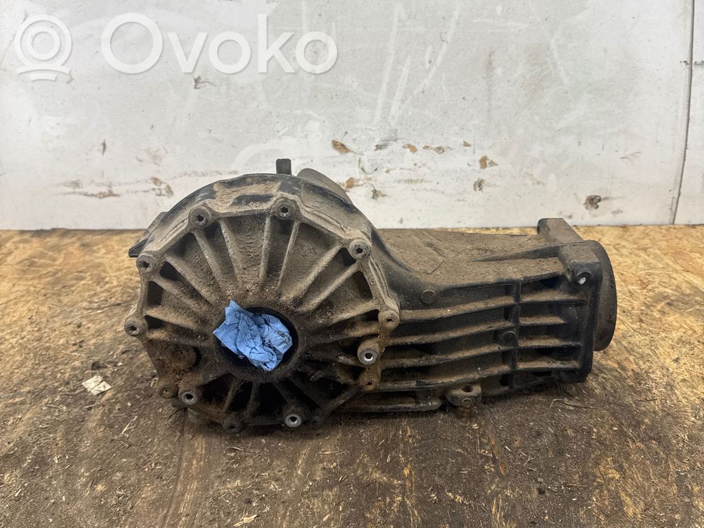 Audi A4 S4 B7 8E 8H Galinis reduktorius 