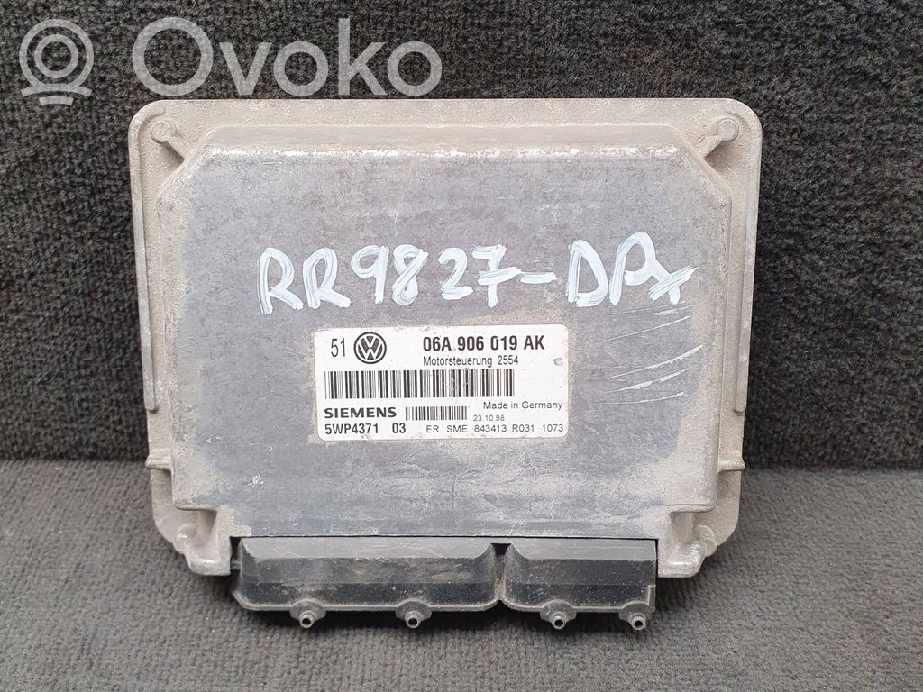 Volkswagen Bora Engine control unit/module 