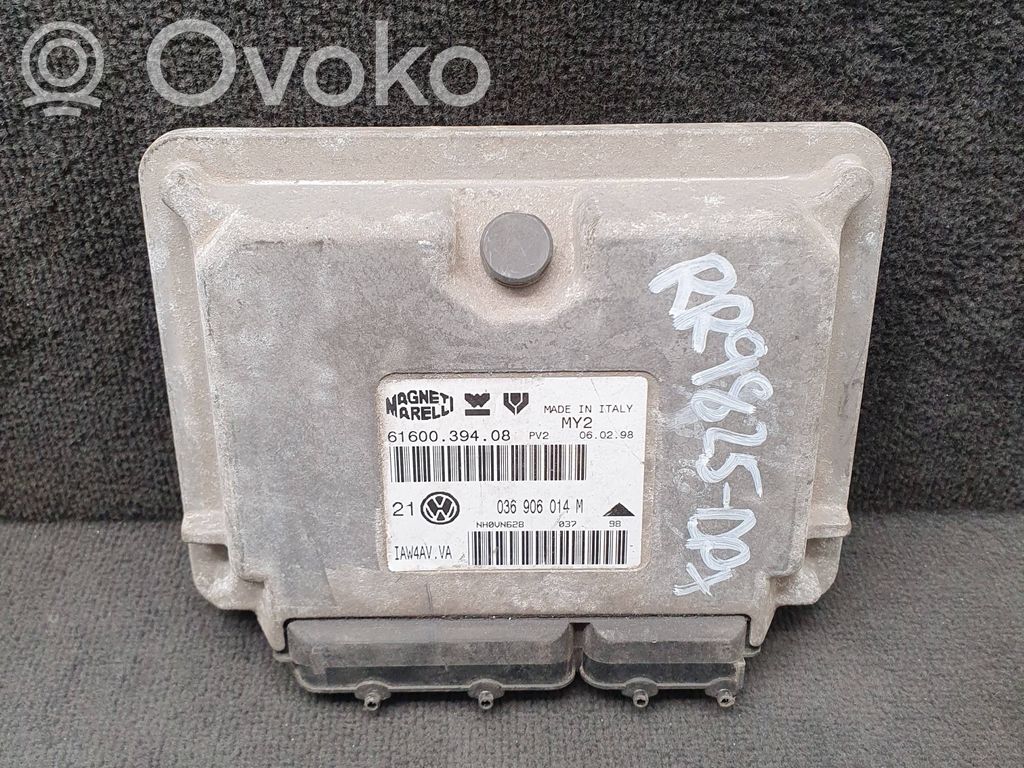Volkswagen Golf IV Engine control unit/module 