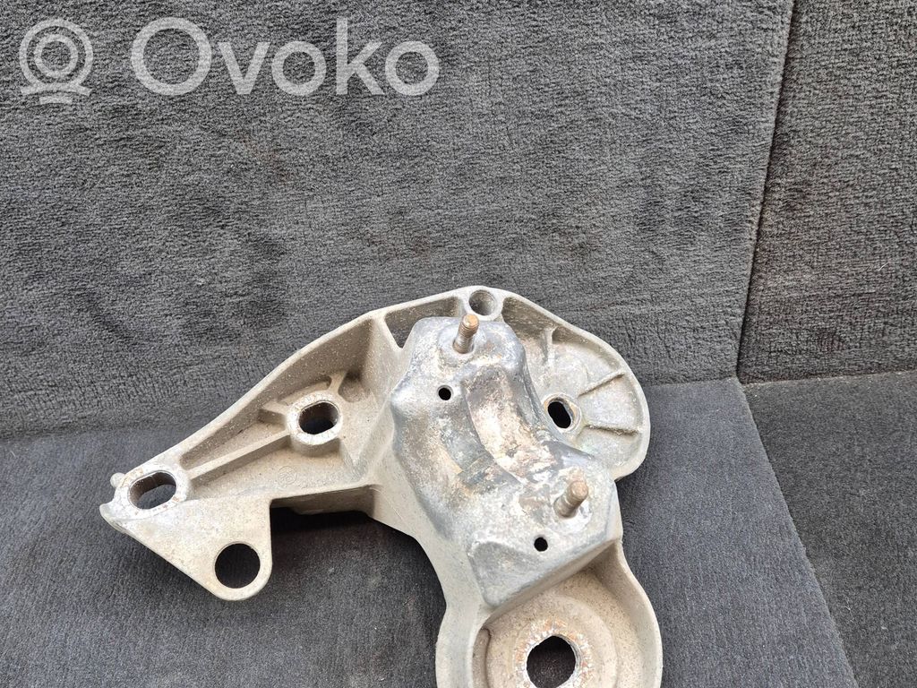 Audi A6 S6 C6 4F Engine mounting bracket 