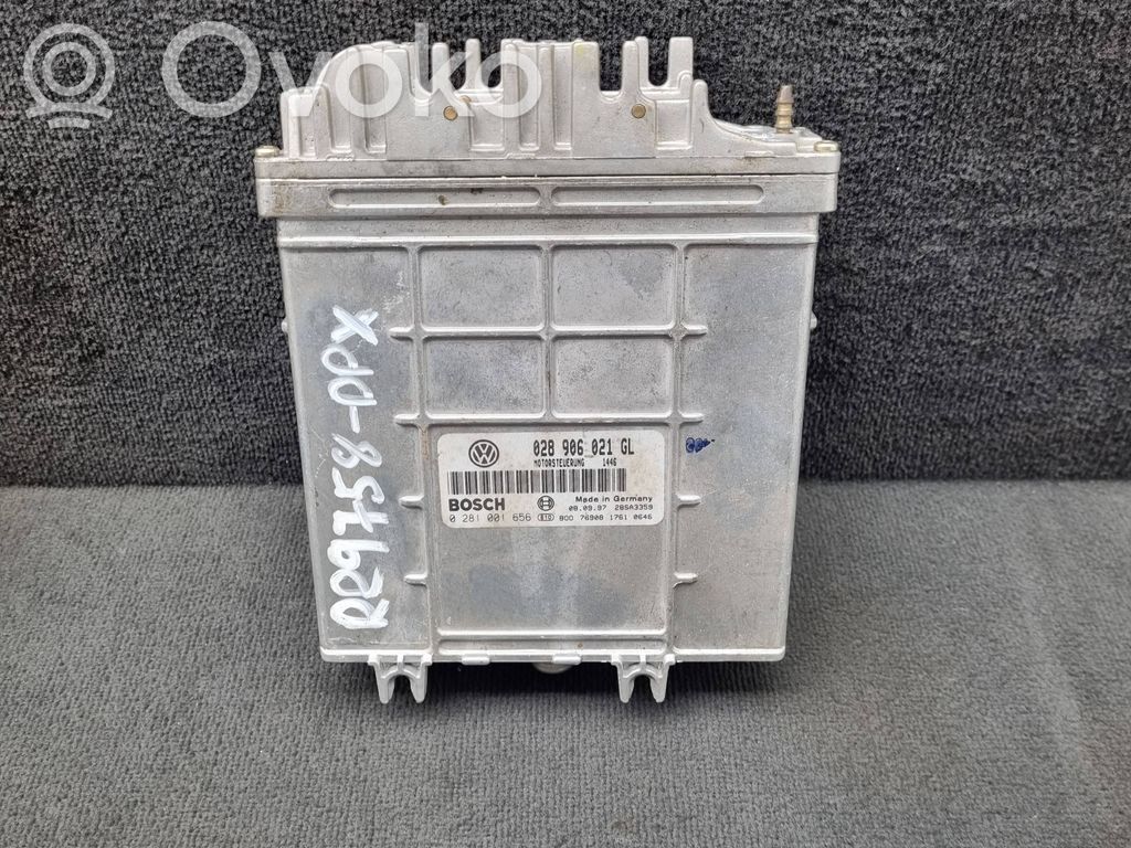 Volkswagen PASSAT B5 Engine control unit/module 
