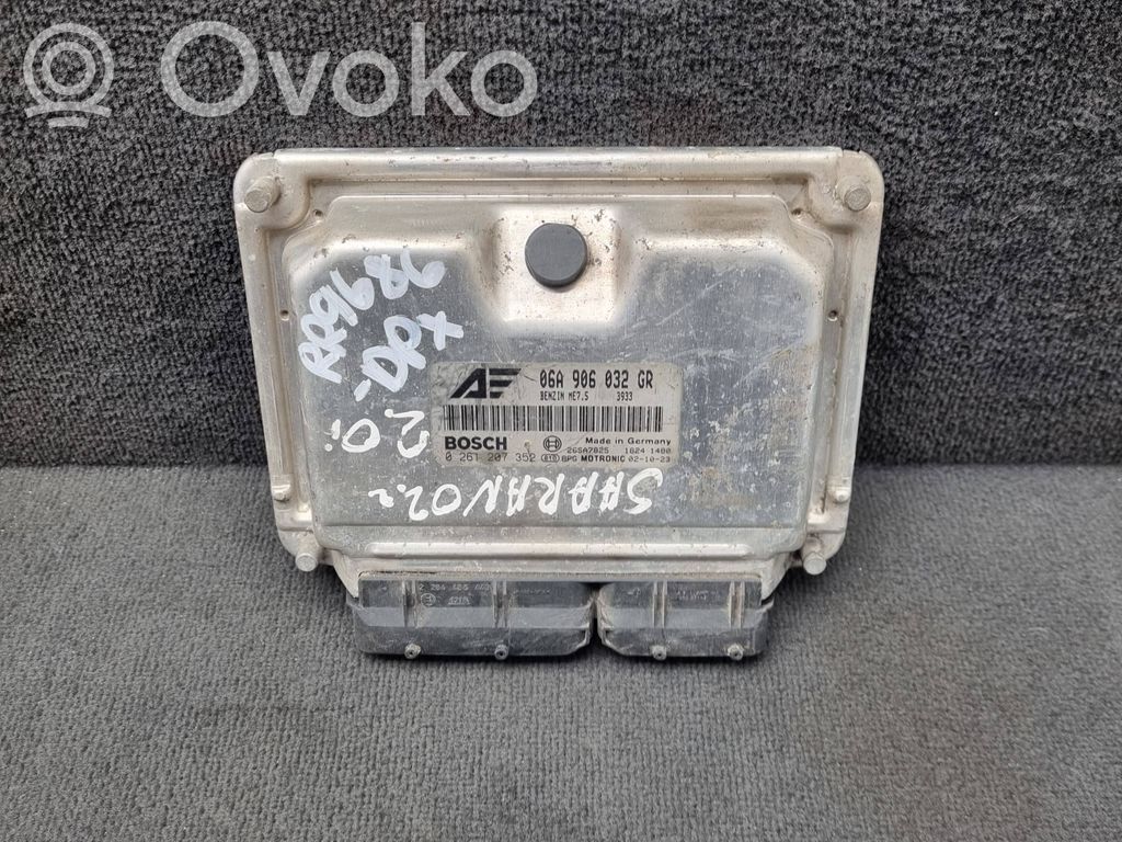 Volkswagen Sharan Engine control unit/module 