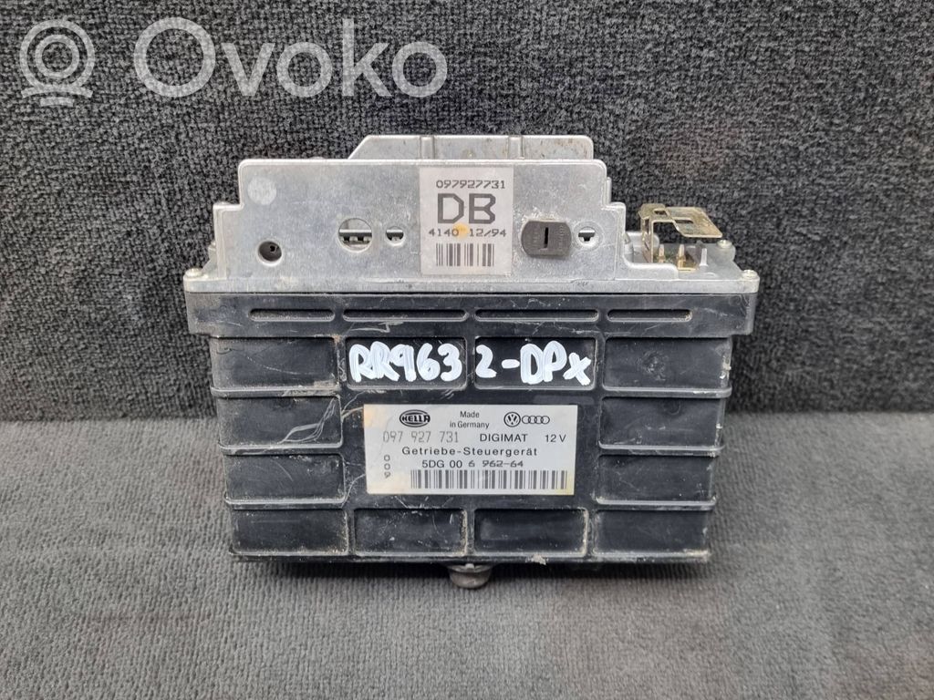 Audi 80 90 S2 B4 Gearbox control unit/module 