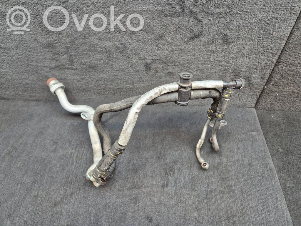 Audi A7 S7 4G Engine coolant pipe/hose 